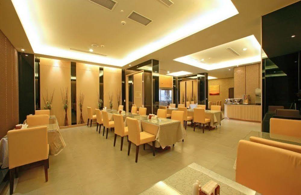 Amain Boutique Motel - Tucheng 217 Exterior photo